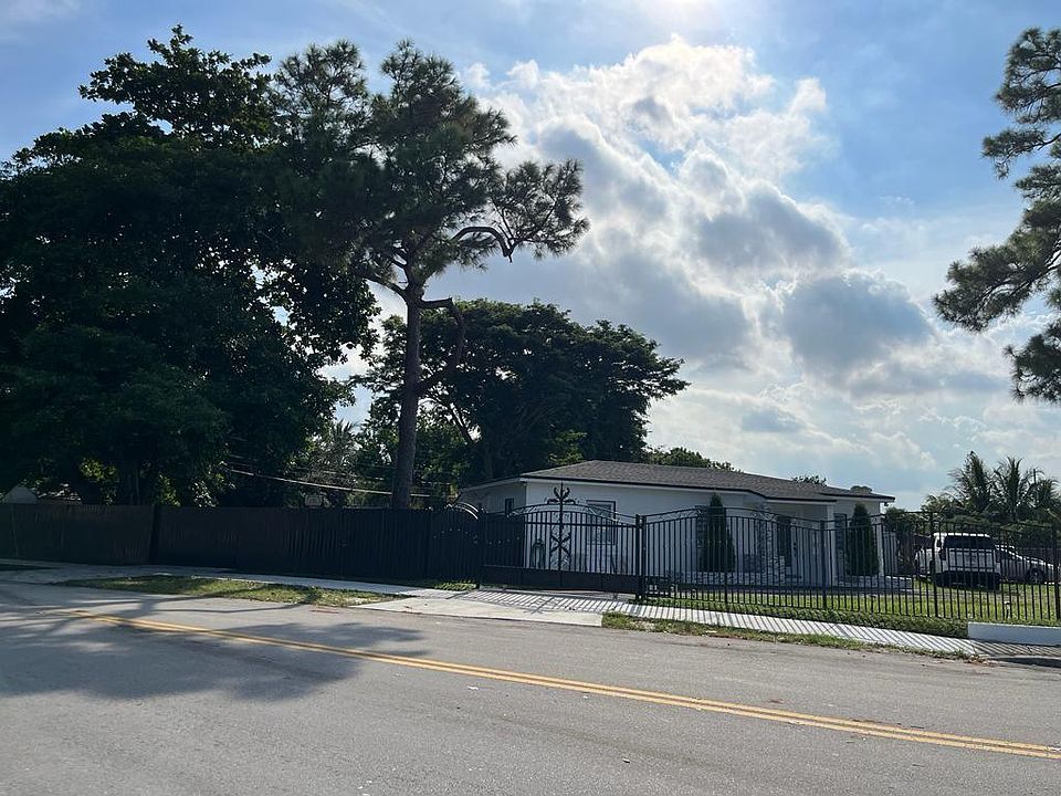 1st image of 1260 Oriental Blvd