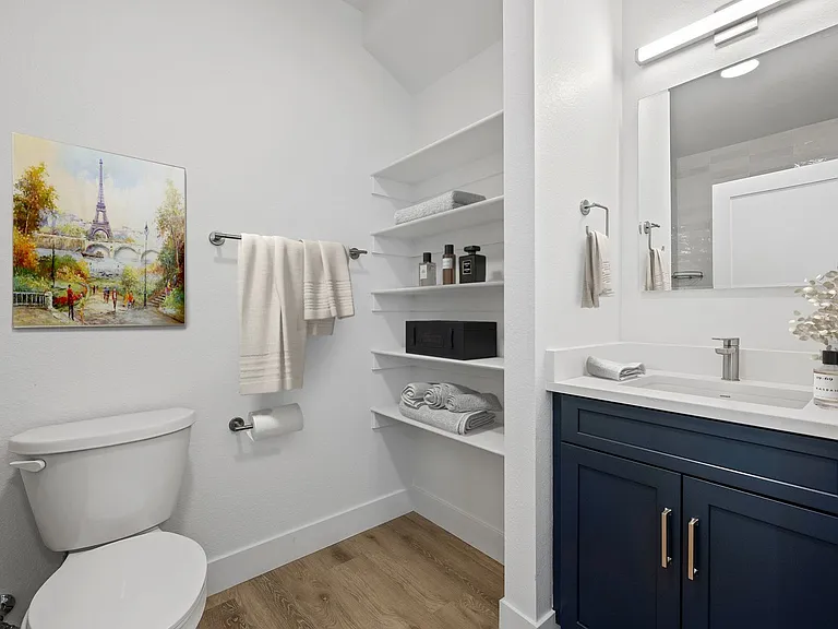Poplar Place - Stunning Boutique Apartments — Photo 46