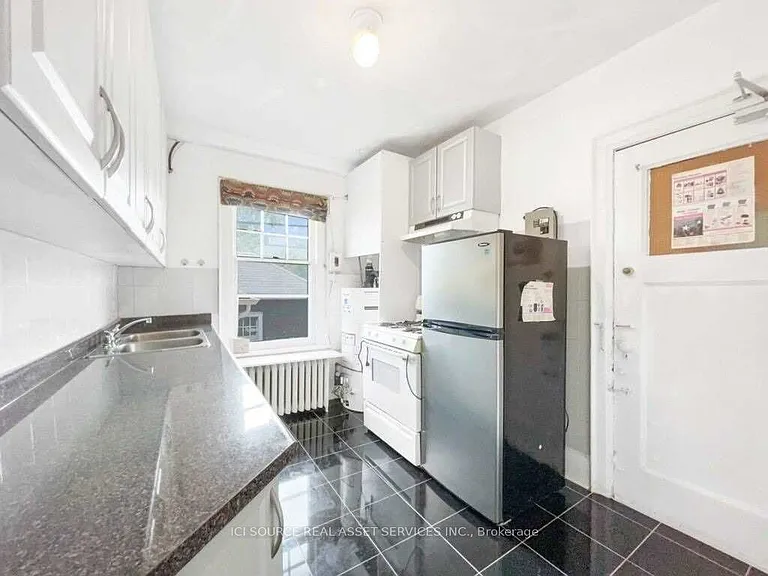 12 Kendal Ave #5 — Photo 19