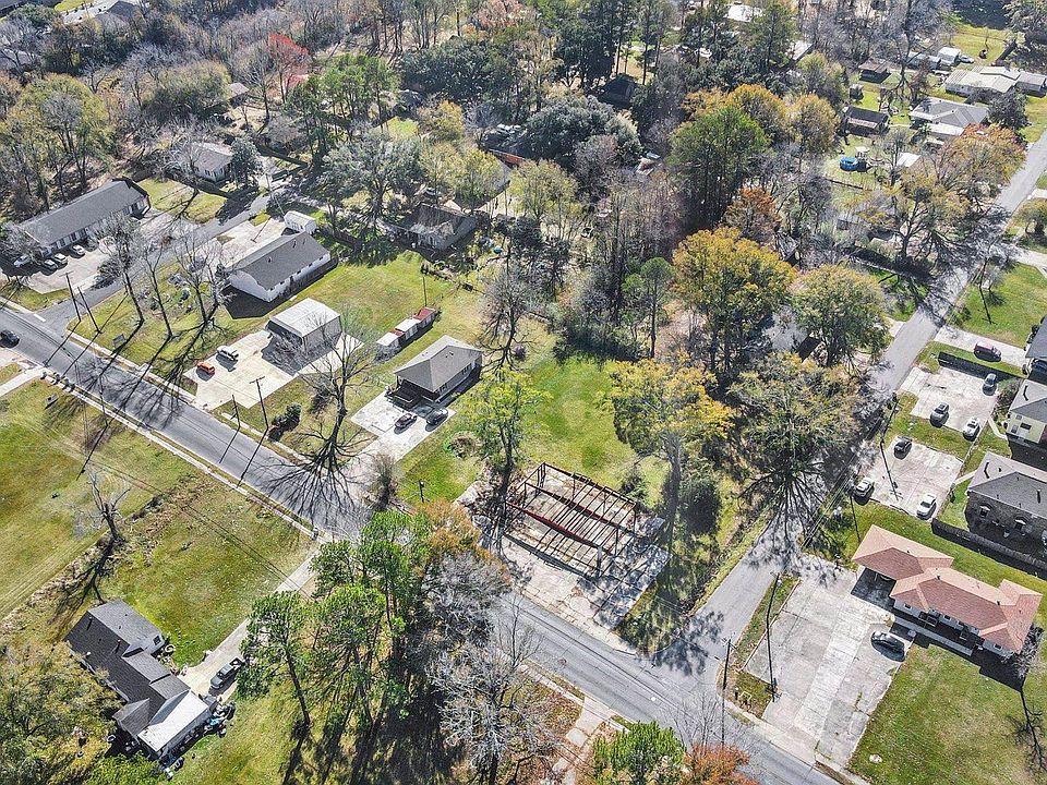 2nd image of NULLA Groom Rd