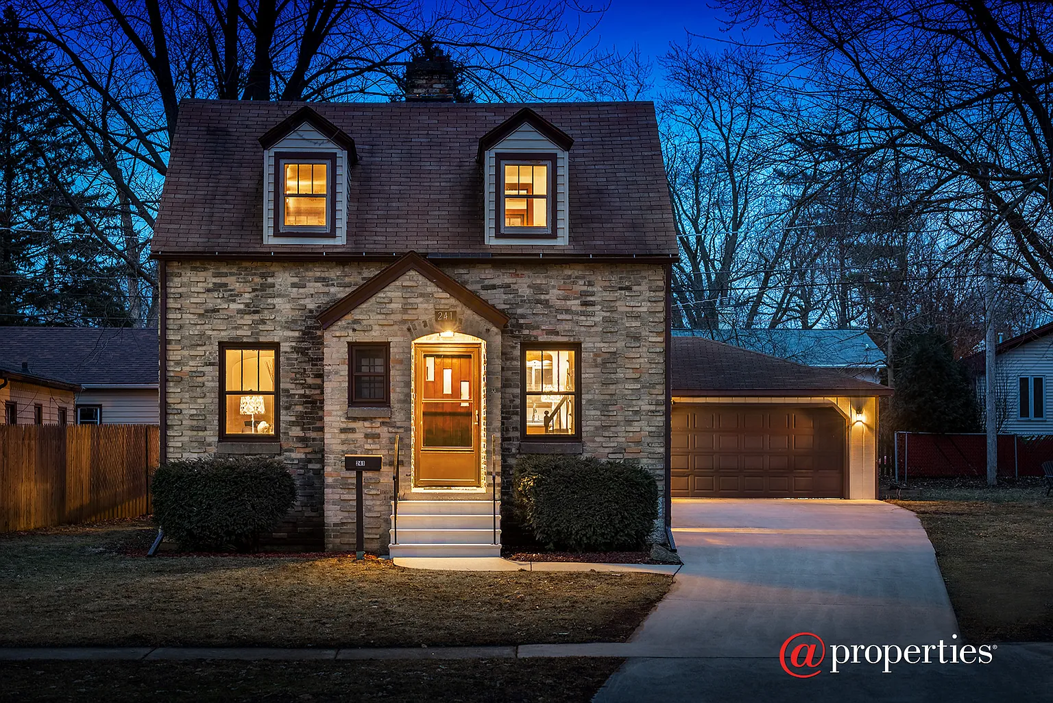 241 N Weston Ave photo 1