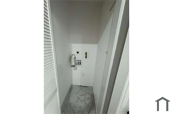 Building Photo - 294 Chadwick Ave #3