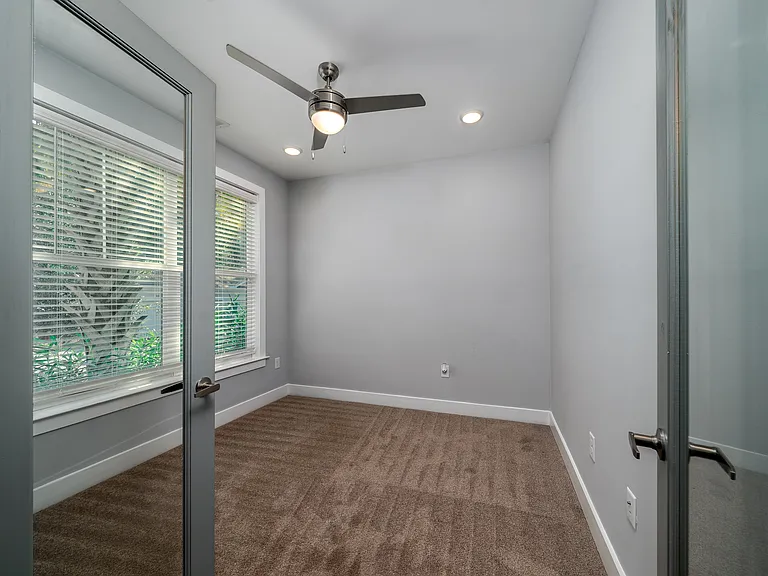Park Circle Village Apartments — Photo 67