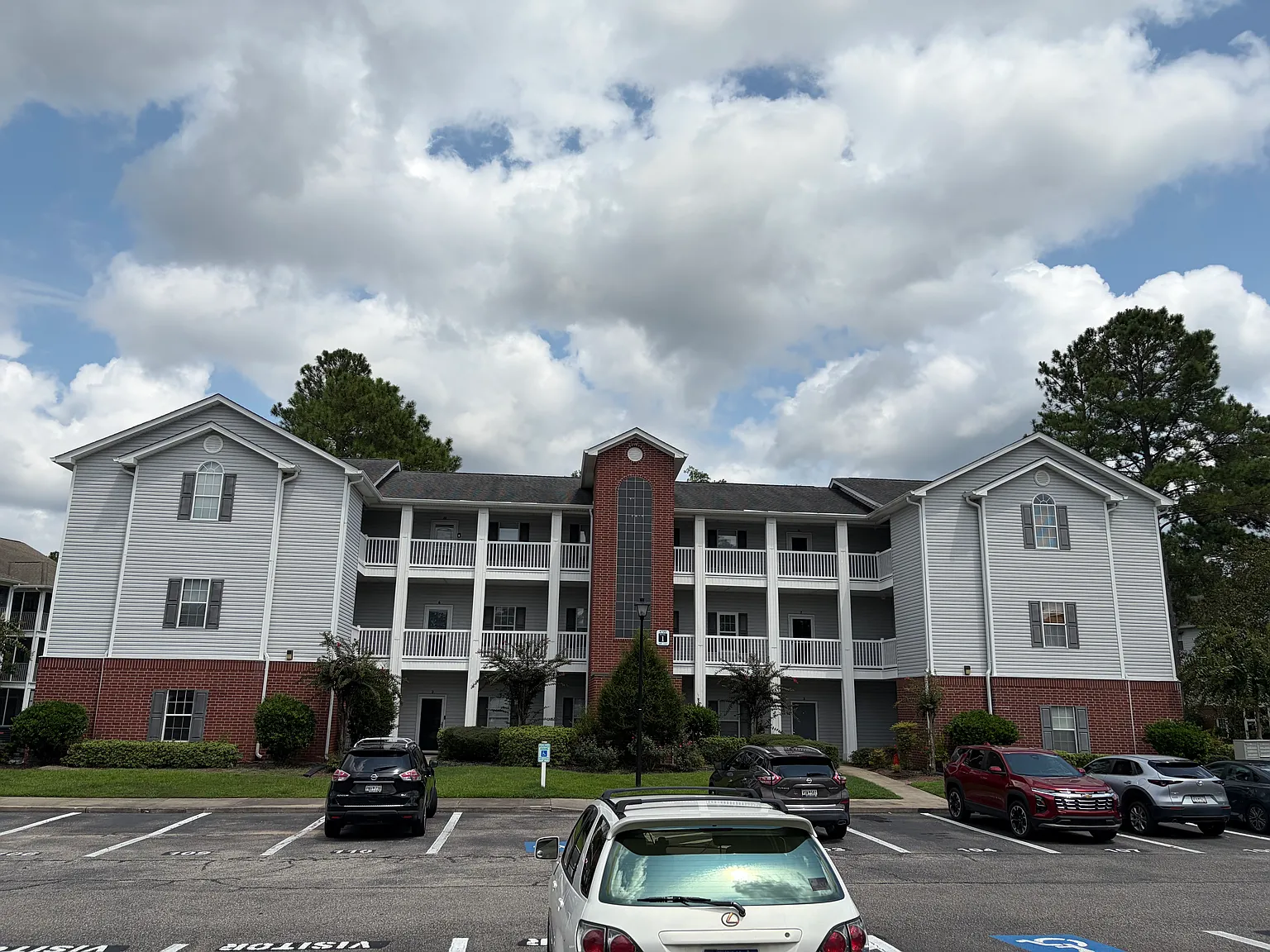 2 bed, 1307 sqft, $1,950 — Photo 1