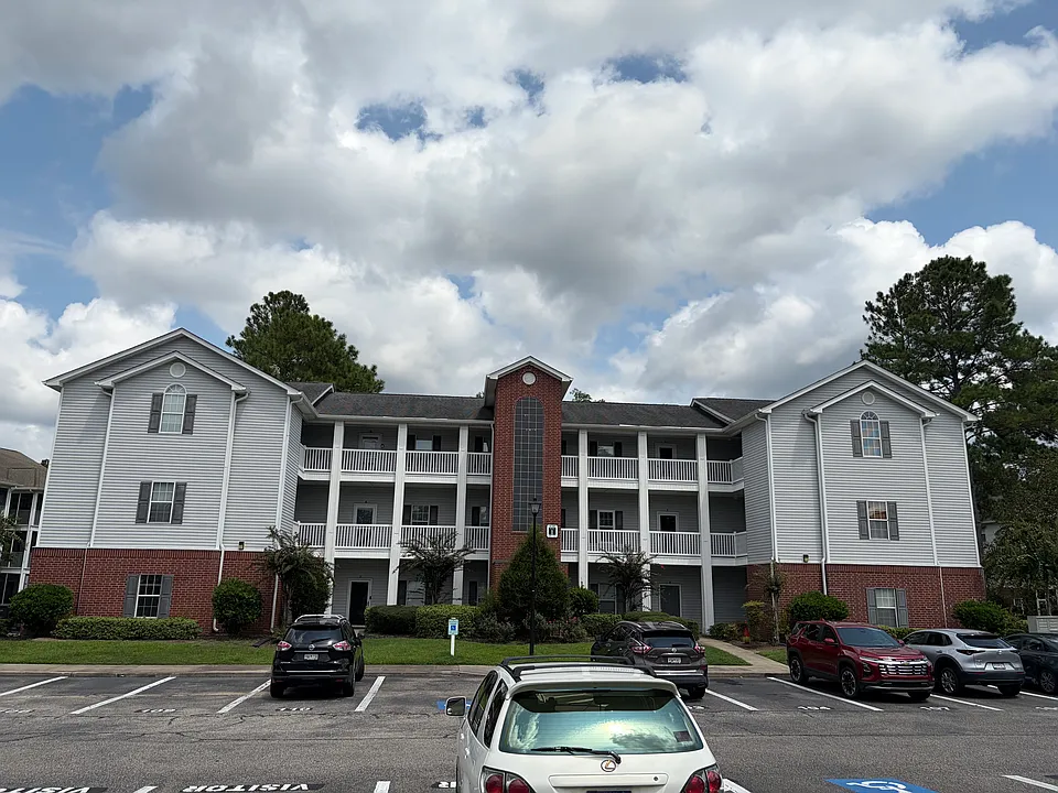 4700 Touhey Dr #101