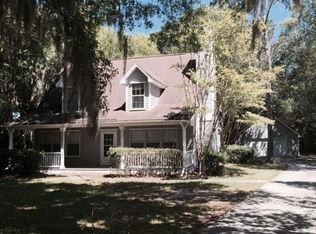 26 Christine Dr, Beaufort, SC 29907