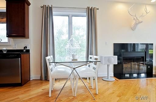 4th image of 3101 N California Ave #2