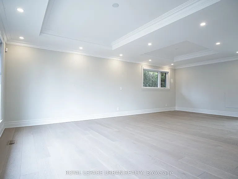 9 Page Ave — Photo 27