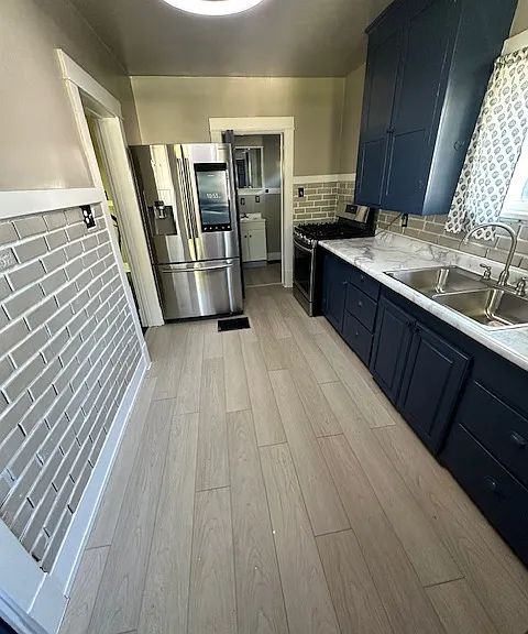 1605 Navajo St — Photo 9