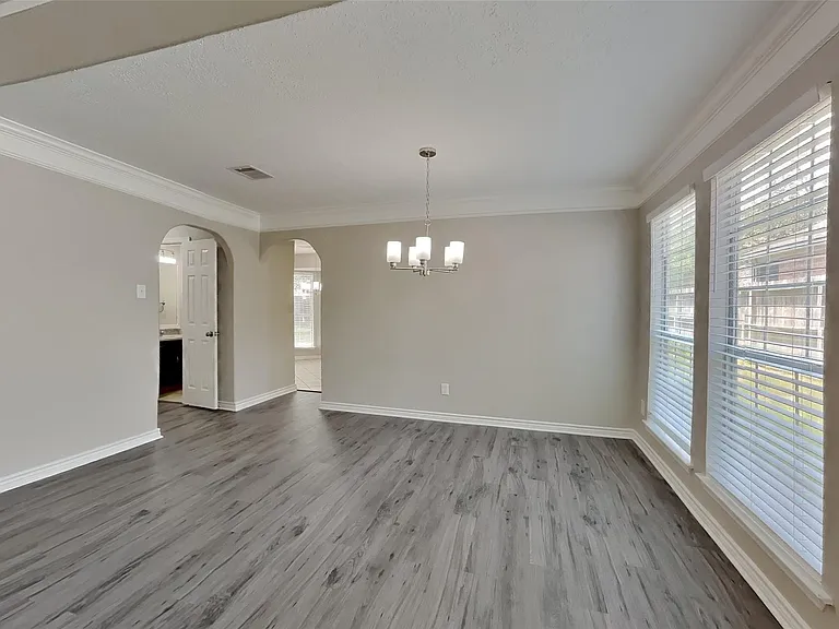 1211 Atlanta Dr — Photo 12