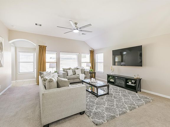 4th image of 9622 Invergarry Way