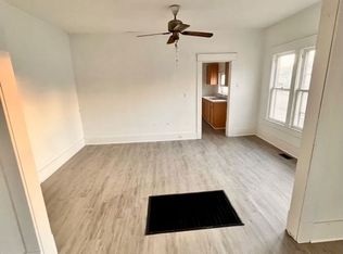 404 E Ashland St, Nevada, MO 64772