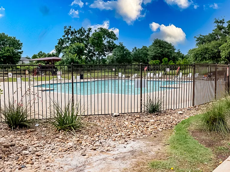 14314 McCoy Loop — Photo 37