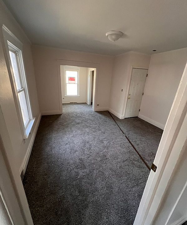 2nd image of 335 S Jackson St APT 1