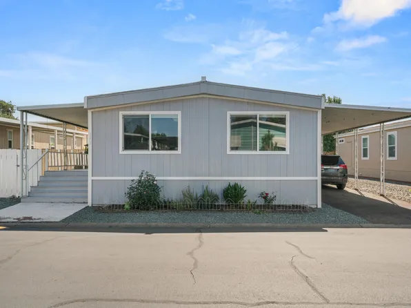 3555 S Pacific Hwy Space 145, Medford, OR 97501