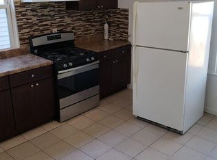 302 Woodside Ave, Newark, NJ 07104