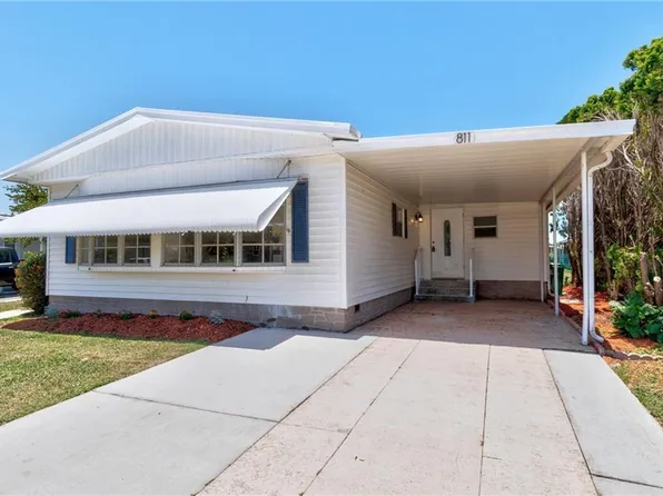 811 Wren Cir, Barefoot Bay, FL 32976
