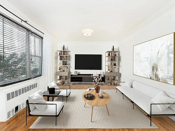 3rd image of 74-45 Yellowstone Blvd APT 2D