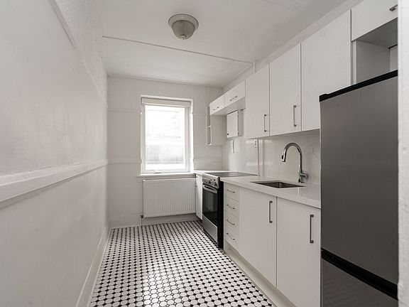 2nd image of 100 Vaughan Rd #50112A-4