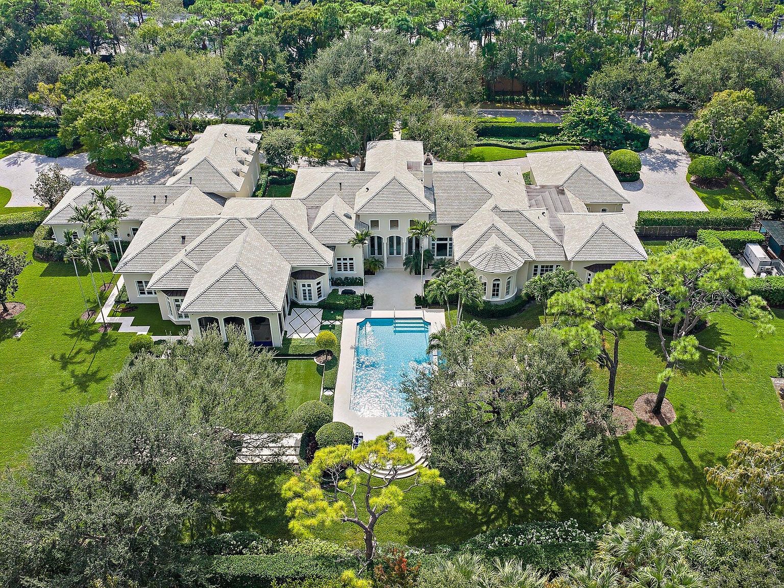 124 Bears Club Drive