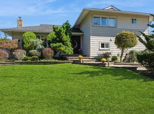 757 Richmond Rd, East Meadow, NY 11554