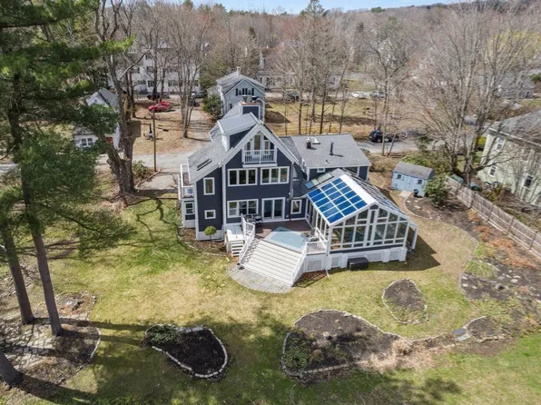 30 S River St, Wellesley, MA 02482