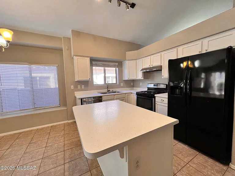 12188 N Kylene Canyon Dr — Photo 7