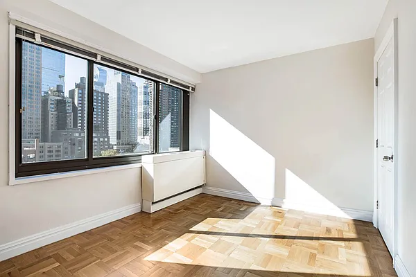 Rented by Oxford Property Group | media 14