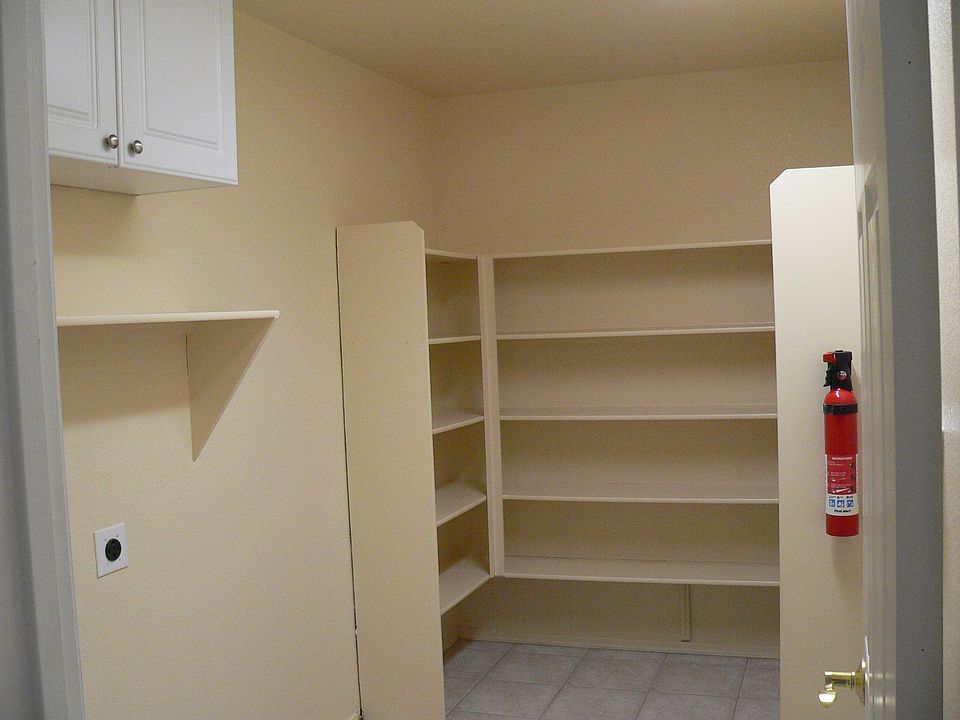 Huge laundry/food pantry