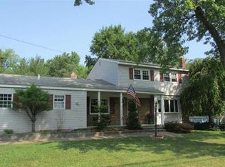 29 Toleman Rd, Washingtonville, NY 10992