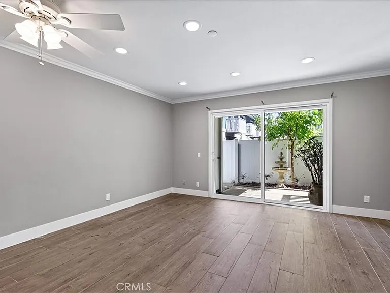 111 Abbeywood Ln — Photo 11