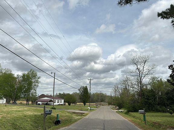4th image of 276 Wells Lassiter Rd