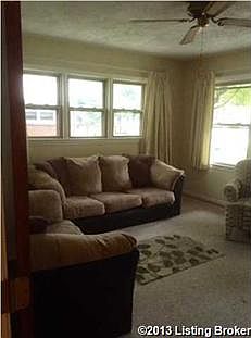 4th image of 4201 Hillbrook Dr