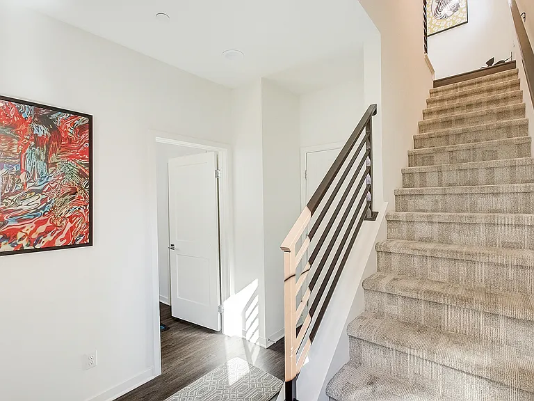 749 Talbot Ln — Photo 27