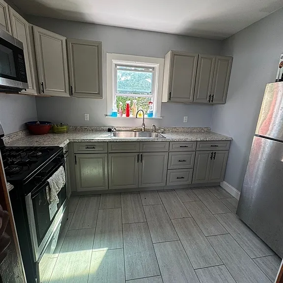 129 Marchand St #2 — Photo 3