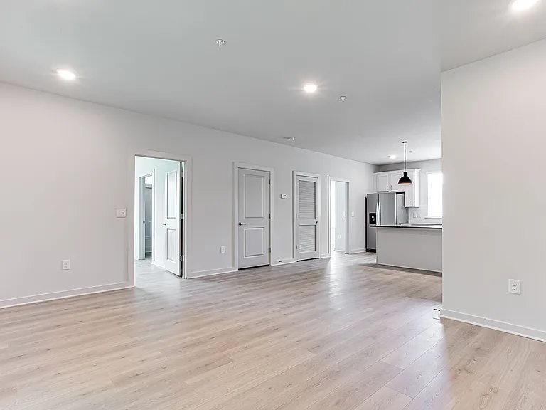 Wisteria Ridge — Photo 29