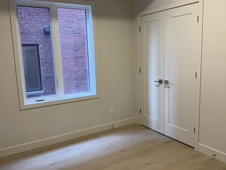 1301 Dorchester Ave #4 — Photo 8
