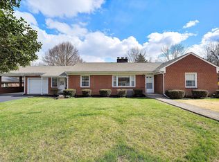 3038 Dover Dr SW, Roanoke, VA 24018