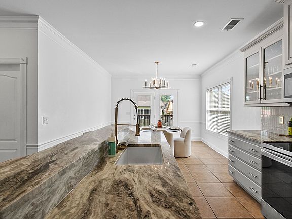 4th image of 6337 Bryant Cir