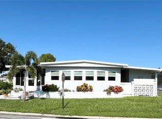 105 White Oak Ter, Sarasota, FL 34237