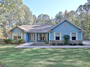 34 E Gordon Rd, Newnan, GA 30263