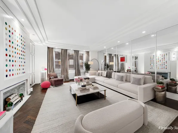 465 Park Avenue image 1 of 12