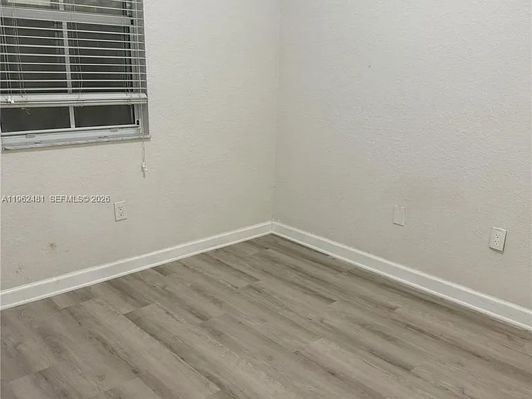 1048 NE 30th Ave #1048 — Photo 14