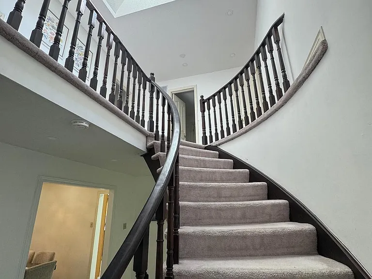 99 Scarboro Ave — Photo 8