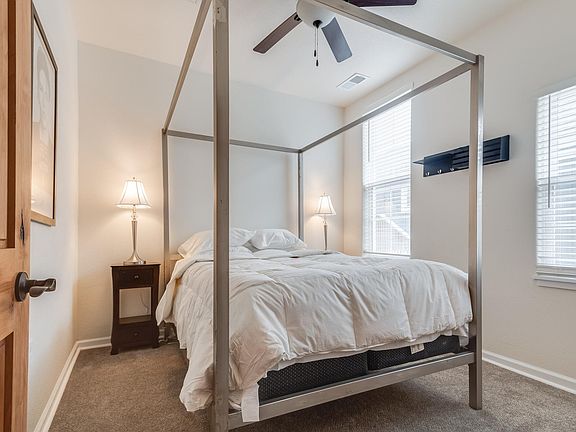 2nd image of 1818 N Humboldt Ave APT 102