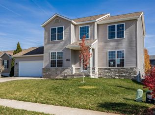 2155 Beryl St, Marion, IA 52302