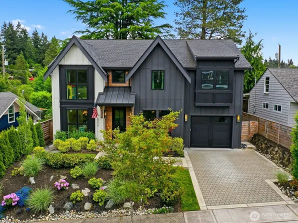 8216 23rd Avenue NE, Seattle, WA 98115