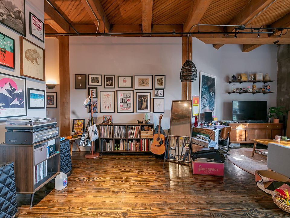 1st image of 803 William St #402