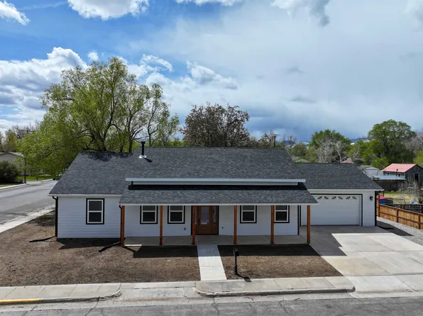 225 Jefferson St, Lander, WY 82520
