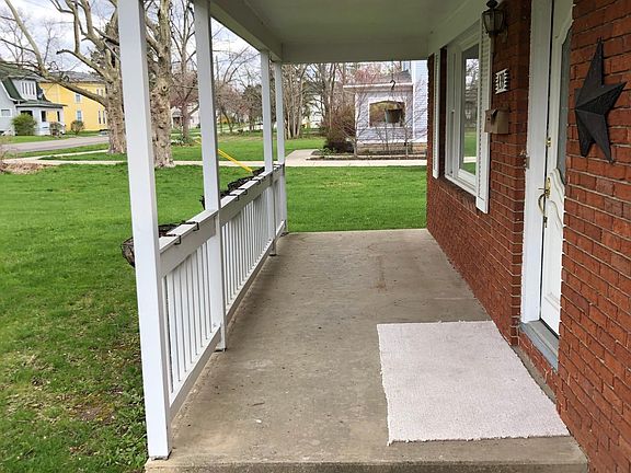 3rd image of 439 S Chillicothe St